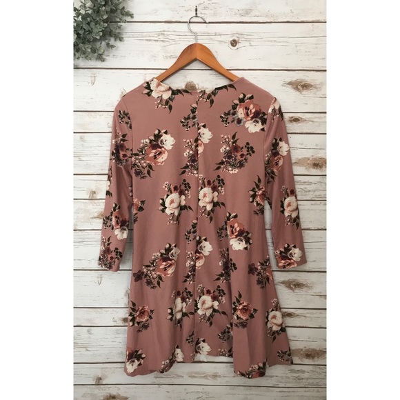 Rue 21 size medium pink floral stretch dress - Picture 4 of 4